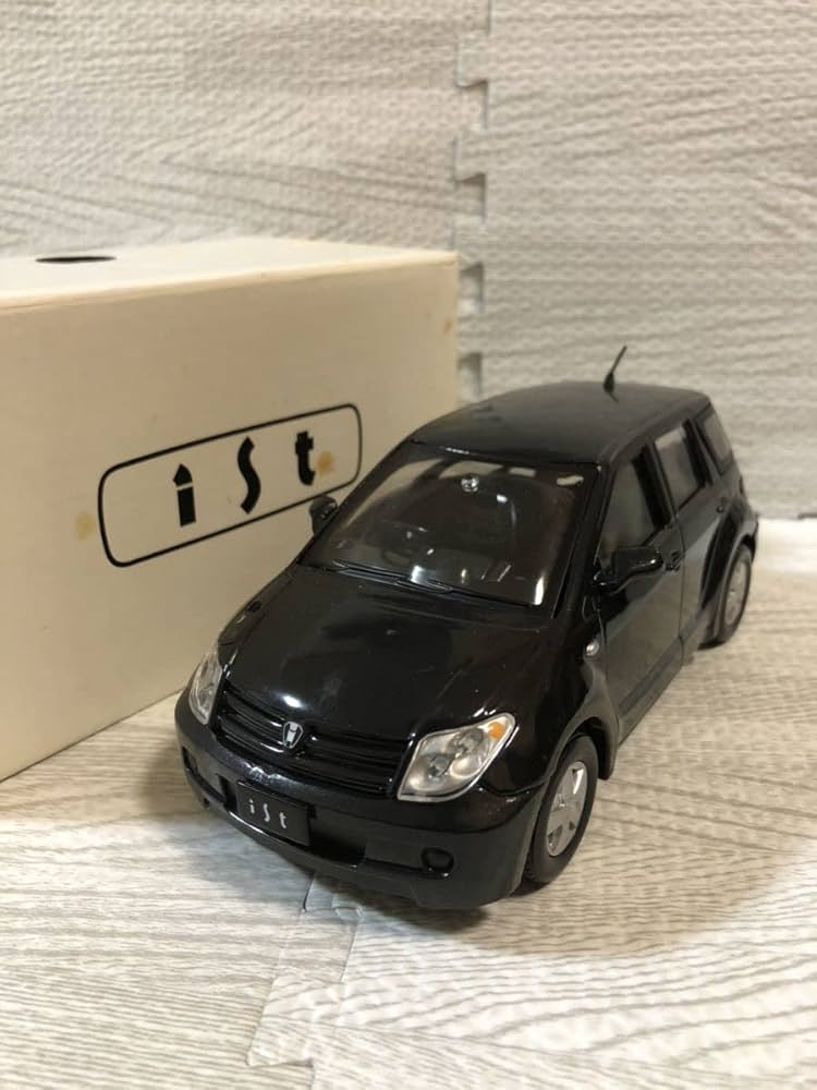 【非売品】 ist ディーラー用カラーサンプルミニカー 1/24 非売品】 ist ディーラー用カラーサンプルミニカー 1/24 - メルカリ